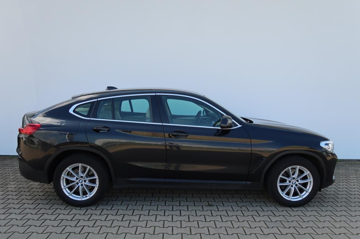 BMW X4, xDrive20d - fotka 5