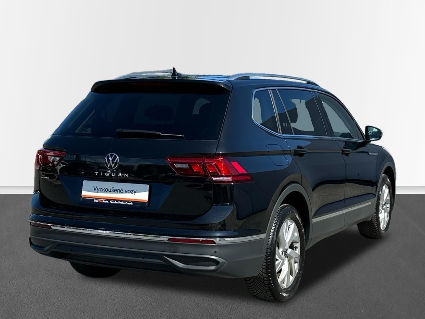 Volkswagen Tiguan Allspace, Life 7 míst 2,0 TDI 110 kW DSG - fotka 2