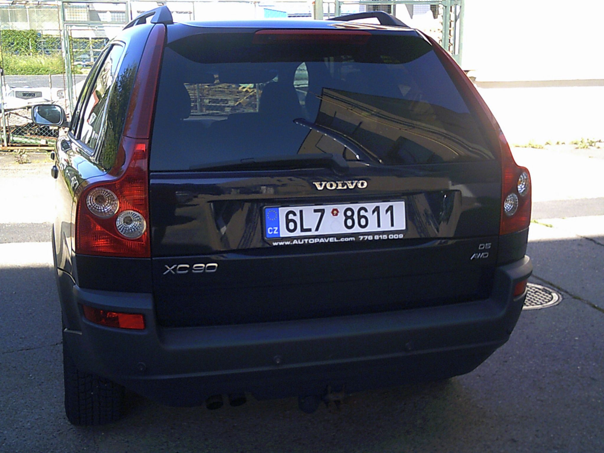 Volvo XC90, 2.4 D5 AWD Executive - fotka 3