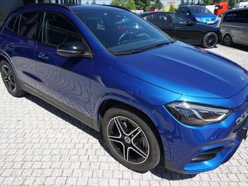 1,3 250e,Premium Plus,AMG,CZ