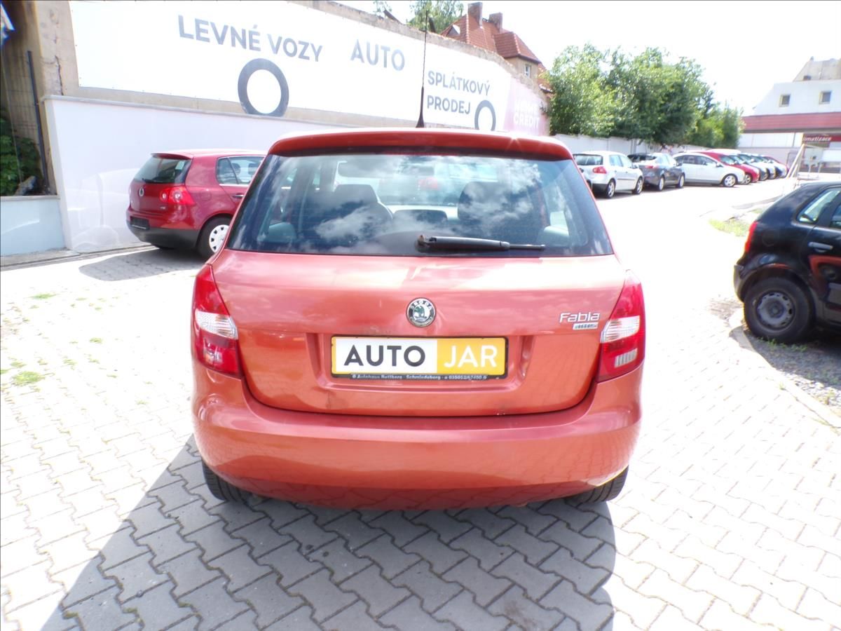 Škoda Fabia, 1,2 12V 51KW  DIGI.KLIMA - fotka 6