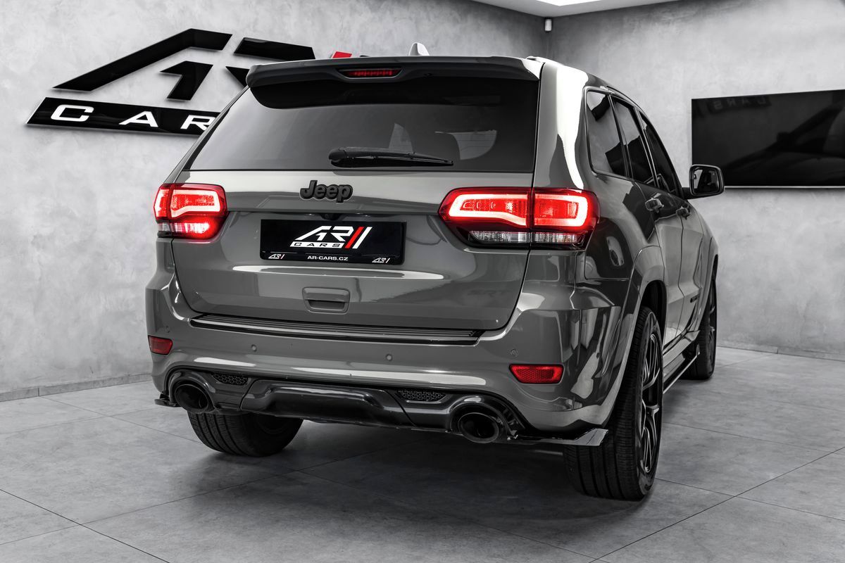 Jeep Grand Cherokee, 6,4 SRT 468PS  Pano - fotka 6