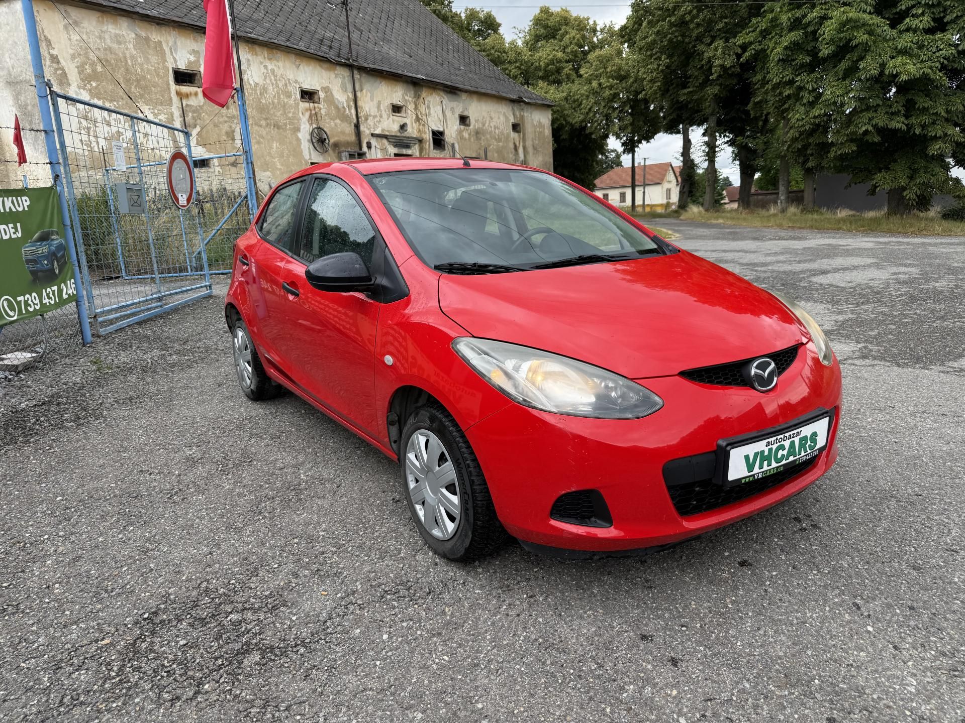 Mazda 2, 1,3i Klimatizace - fotka 3