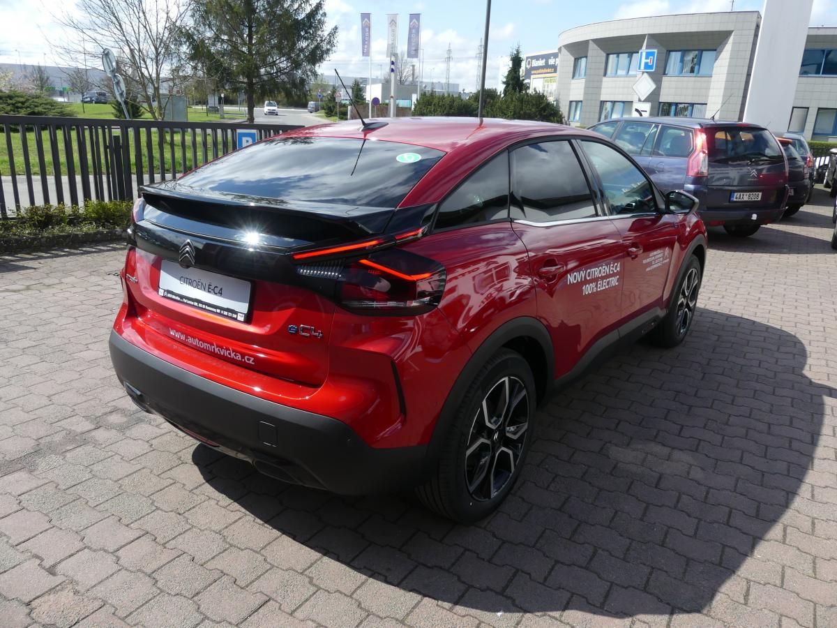 Citroën ë-C4, 100kW Shine - fotka 5
