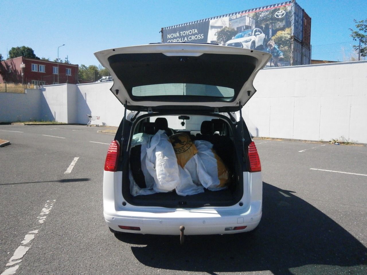 Peugeot 5008, 7-MIST TAZNE PANORAMA SERVISK - fotka 6