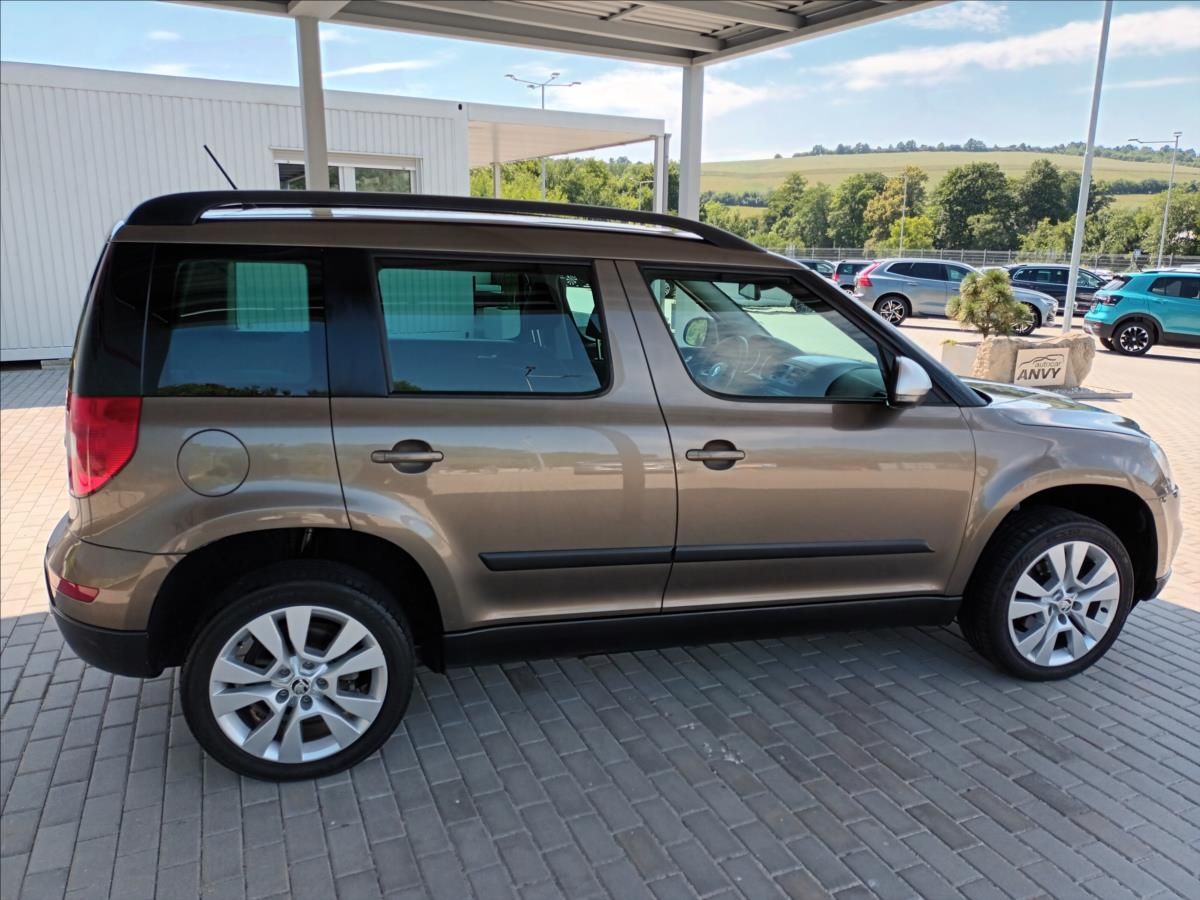 Škoda Yeti, 2,0 TDI,81KW,4X4,XENON,SERVIS - fotka 4