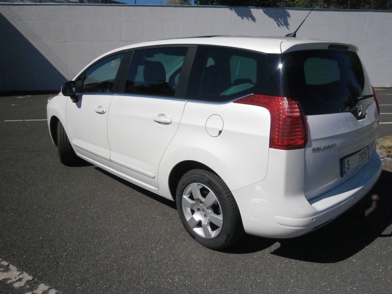 Peugeot 5008, 7-MIST TAZNE PANORAMA SERVISK - fotka 4