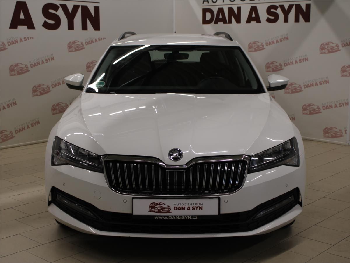 Škoda Superb, 2,0 TDI DSG LED 1.majitel - fotka 2