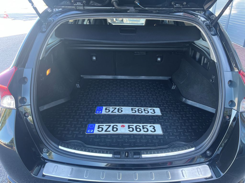 Toyota Auris, fotka 26