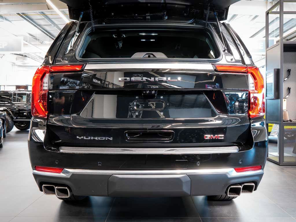 GMC Yukon, 6.2 V8 Denali Reserve Package - fotka 6