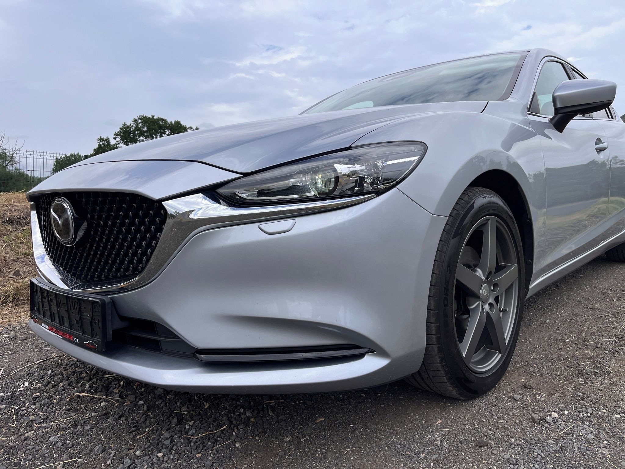 Mazda 6, 2.0i,KŮŽE,FULL LED,KRÁSNÁ - fotka 2