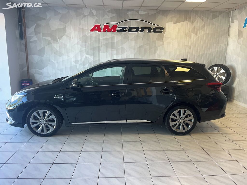 Toyota Auris, fotka 10