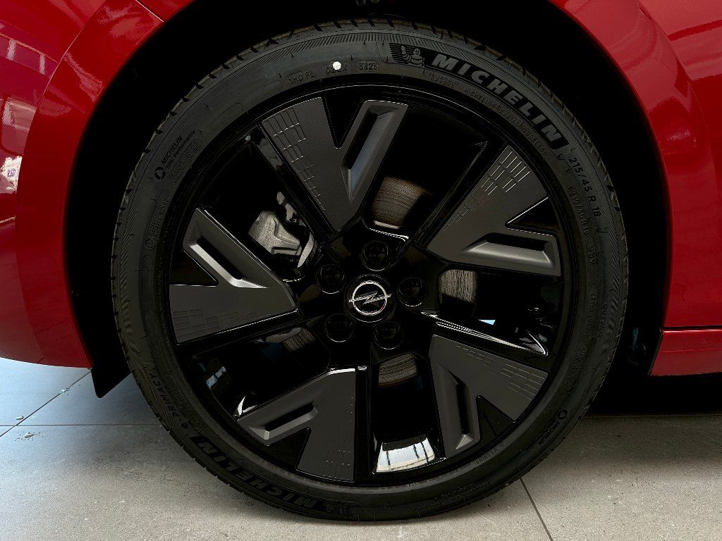 Opel Astra, ST GS elektrická 115kW - fotka 5