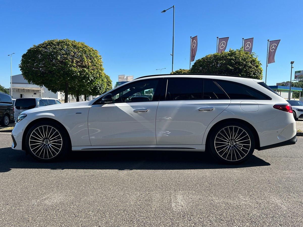 Mercedes-Benz Třídy E, 300 de 4MATIC kombi s EQ - fotka 6