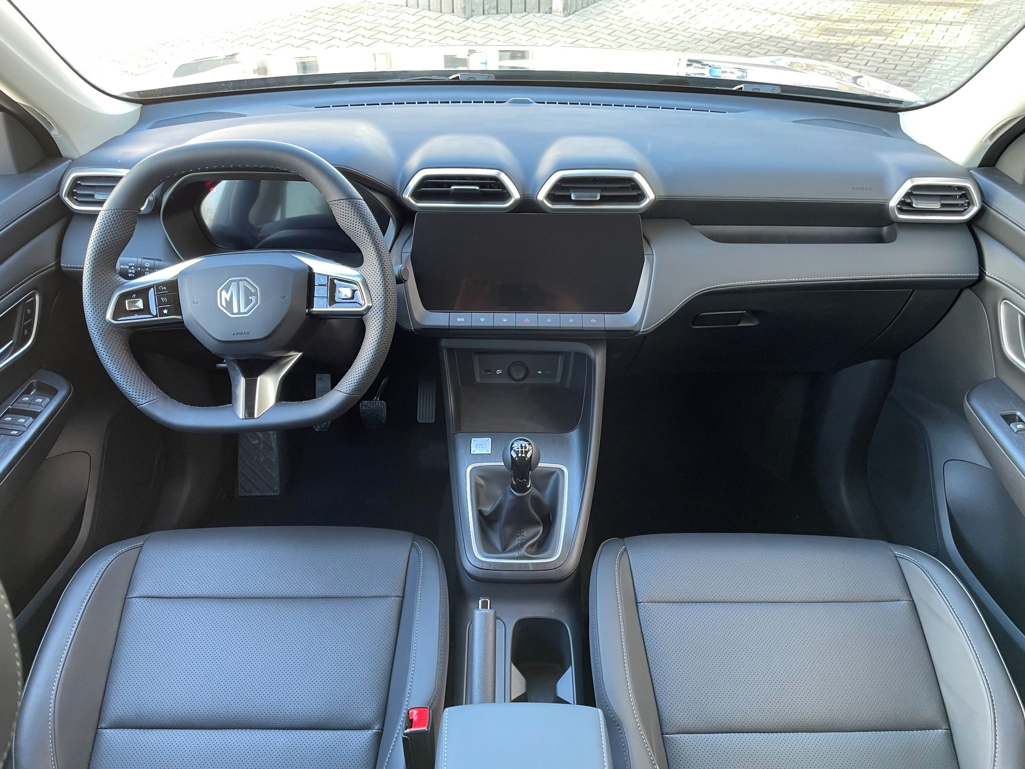 MG ZS, 1.5 5M ELEGANCE SPRING EDITION - fotka 6