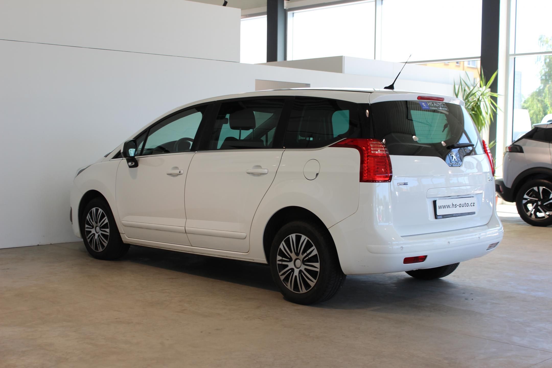 Peugeot 5008, 1.6HDi,automat,7-míst. - fotka 2