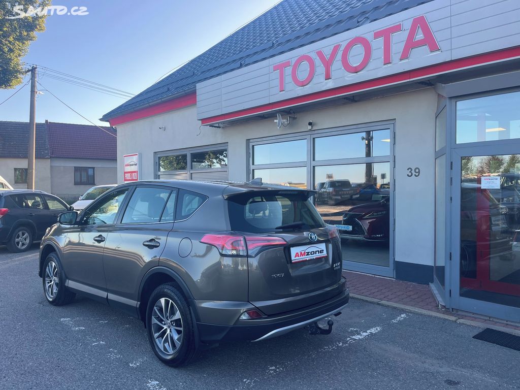 Toyota Rav4, fotka 3