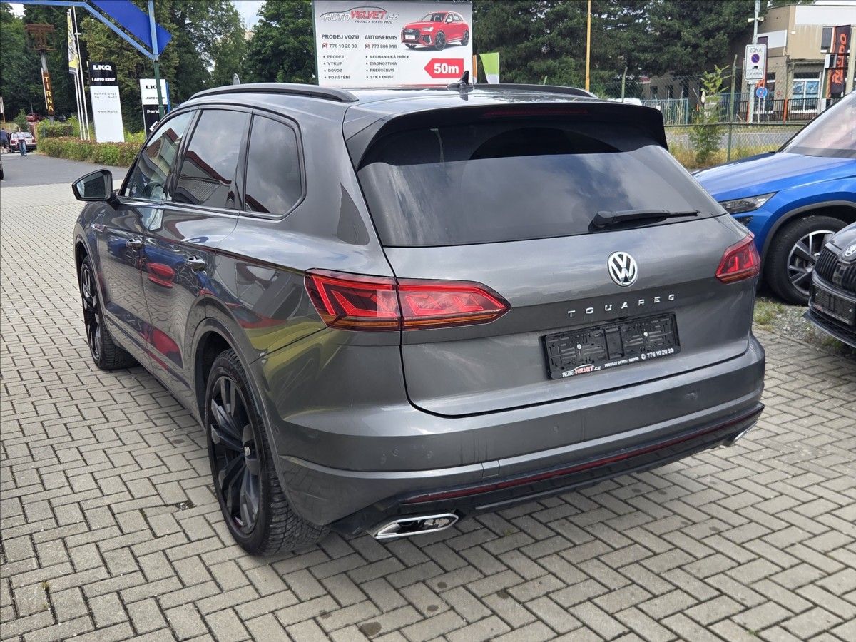 Volkswagen Touareg, 3,0 TDi R-Line BLACK STYLE *VZ - fotka 2