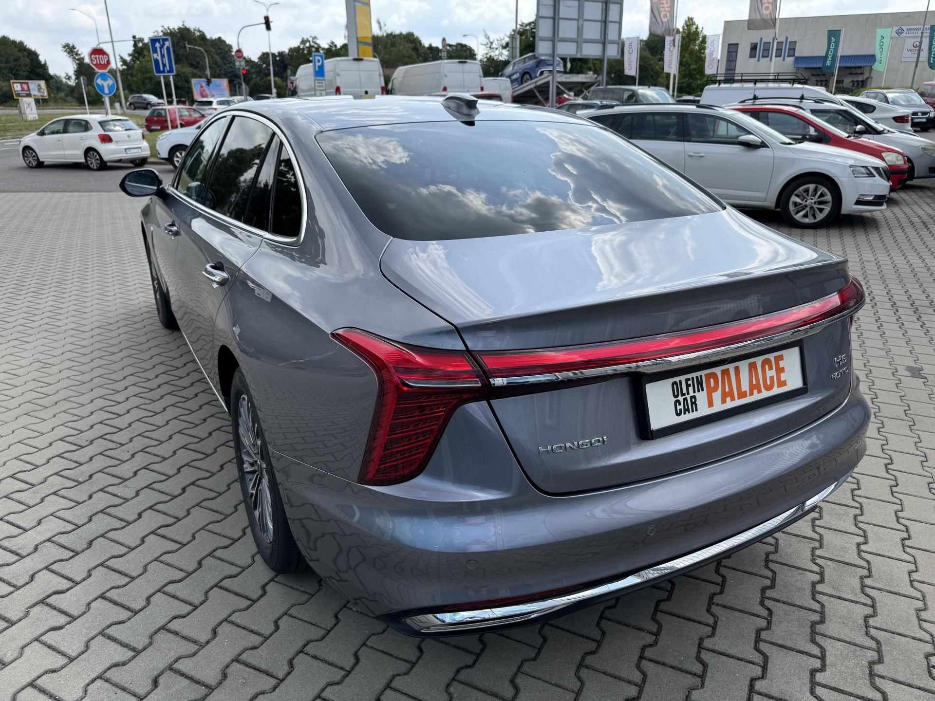 Hongqi H5, 2,0T Comfortable - fotka 5