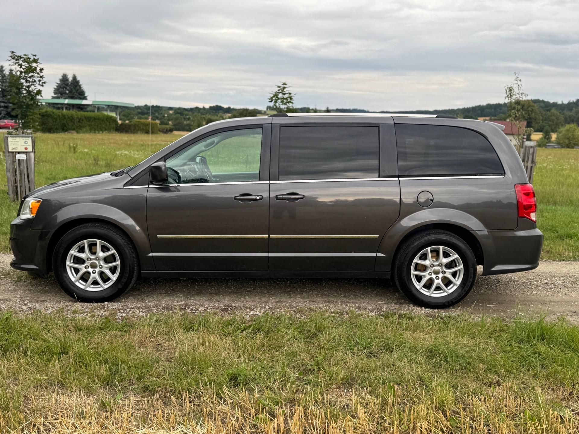 Dodge Grand Caravan, 3.6 V6 SERVISNÍ KNIHA - fotka 2