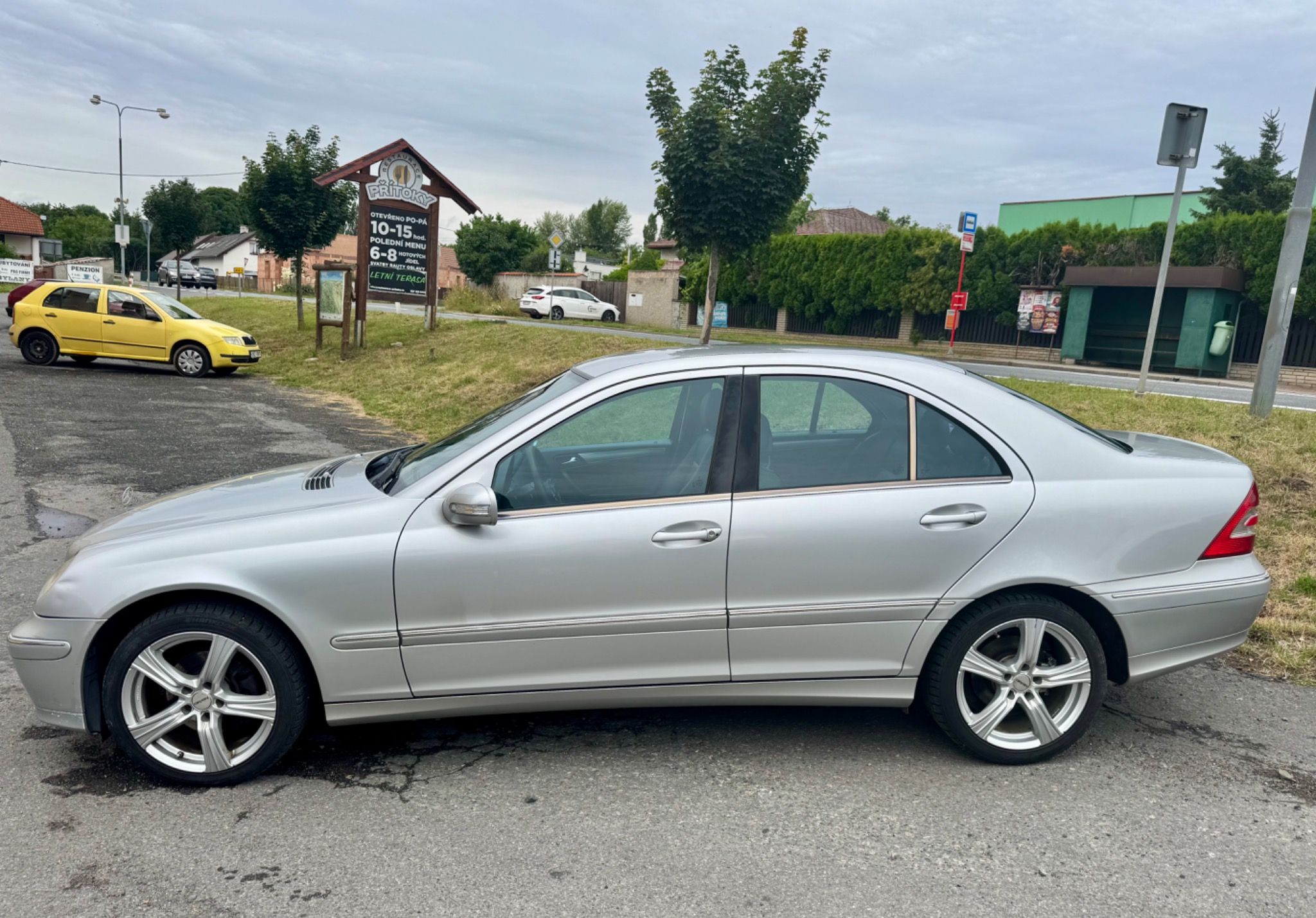Mercedes-Benz Třídy C, 220CDi Facelift.Avantgarde - fotka 5