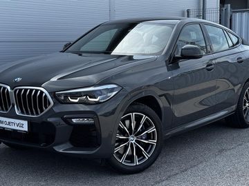xDrive40i