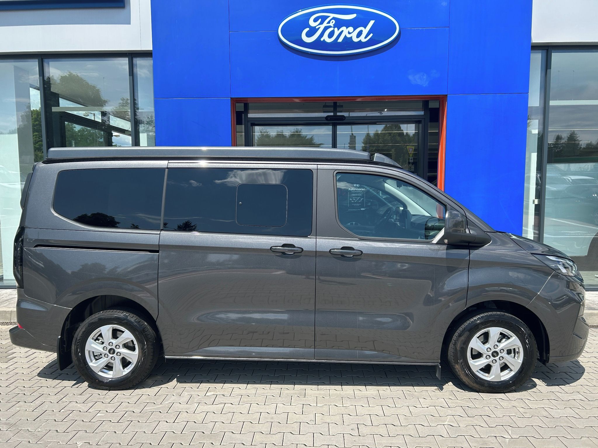 Ford Transit Custom, 2.0 EcoBlue 125kW Nugget L1 - fotka 5