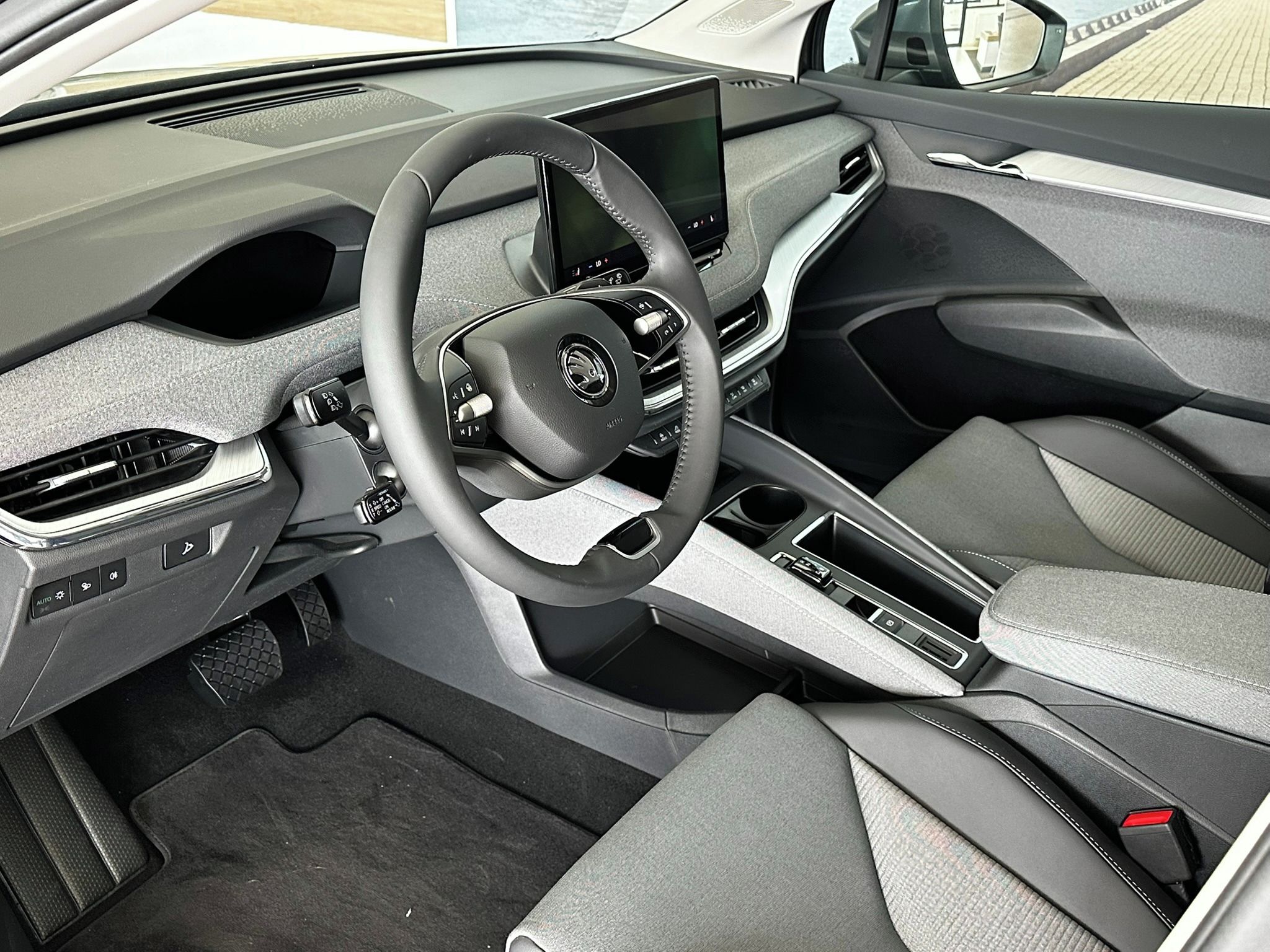 Škoda Enyaq, Tour 85 210kW nový vůz - fotka 6