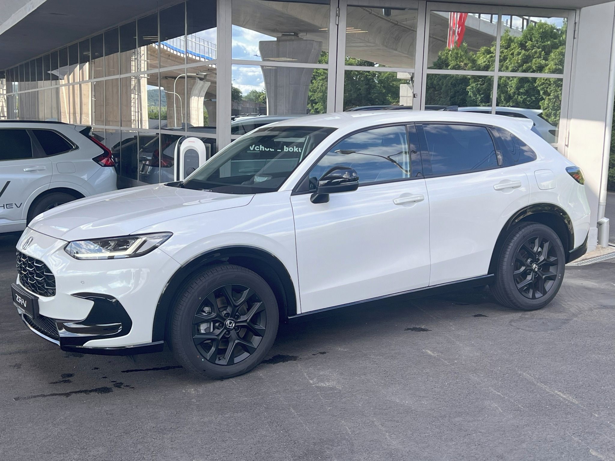 Honda ZR-V, 2.0e:HEV Sport - fotka 5