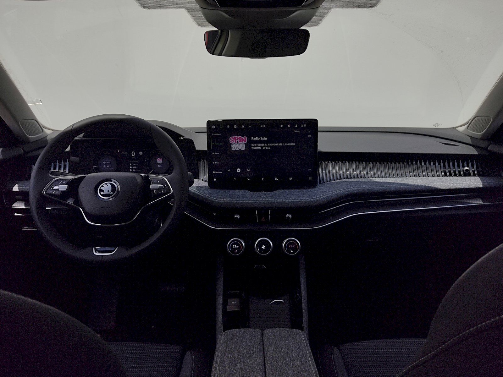 Škoda Superb, Business Selection 2,0 Tdi 142 - fotka 5