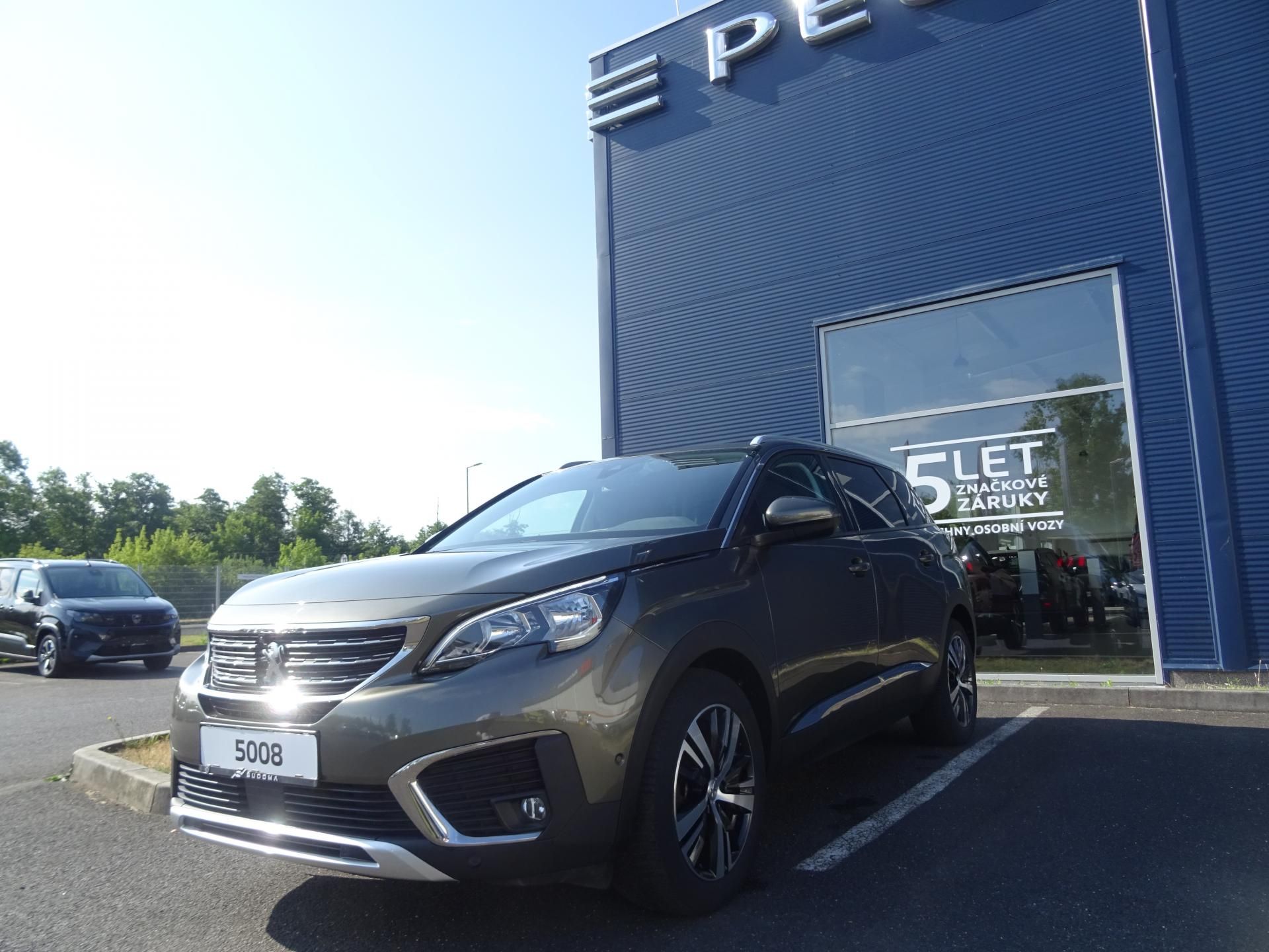 Peugeot 5008, Allure PureTech 130k MAN6 - fotka 2