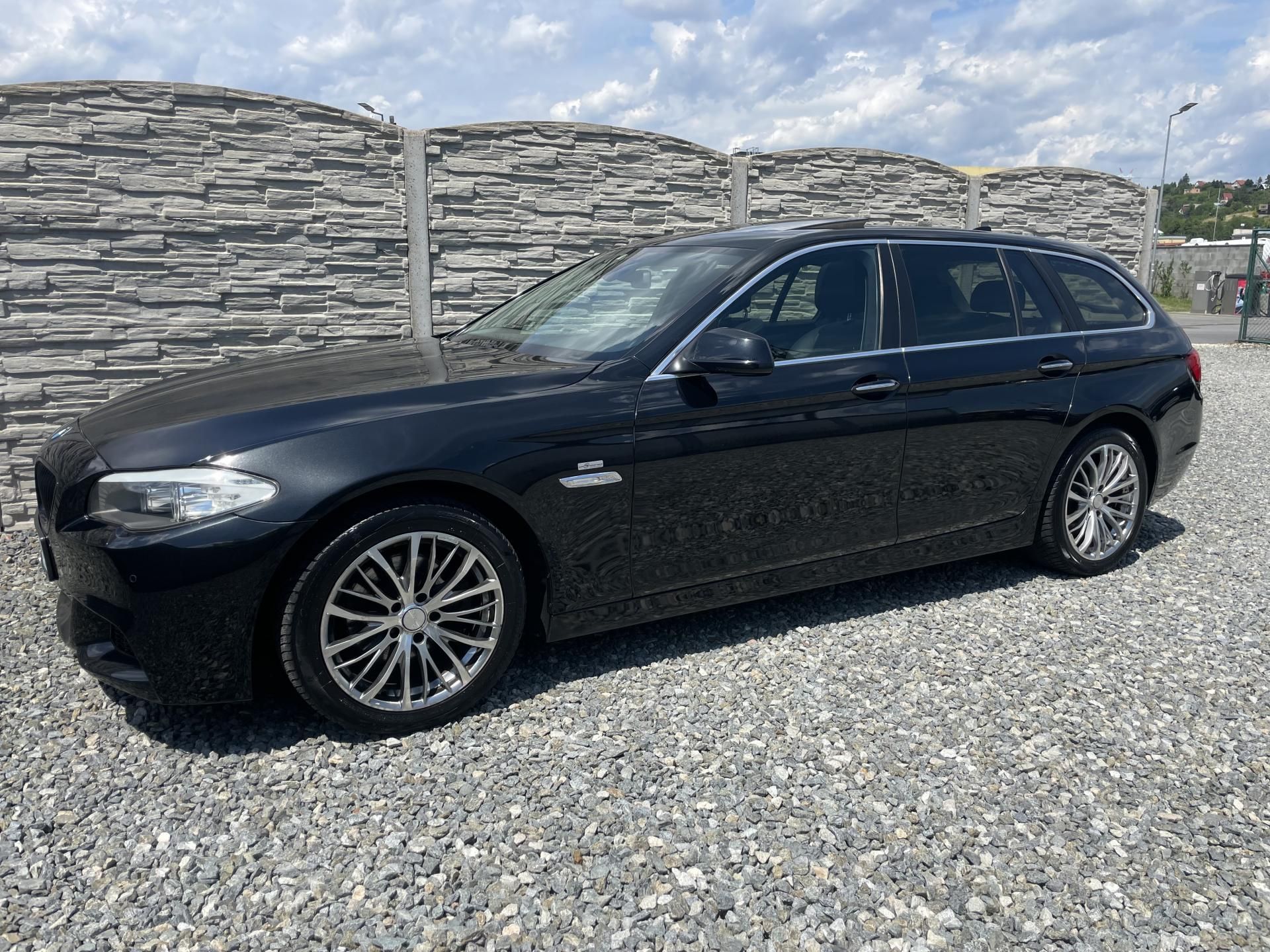 BMW Řada 5, 520D 185PS NAVI PAN MAN STK!!! - fotka 2