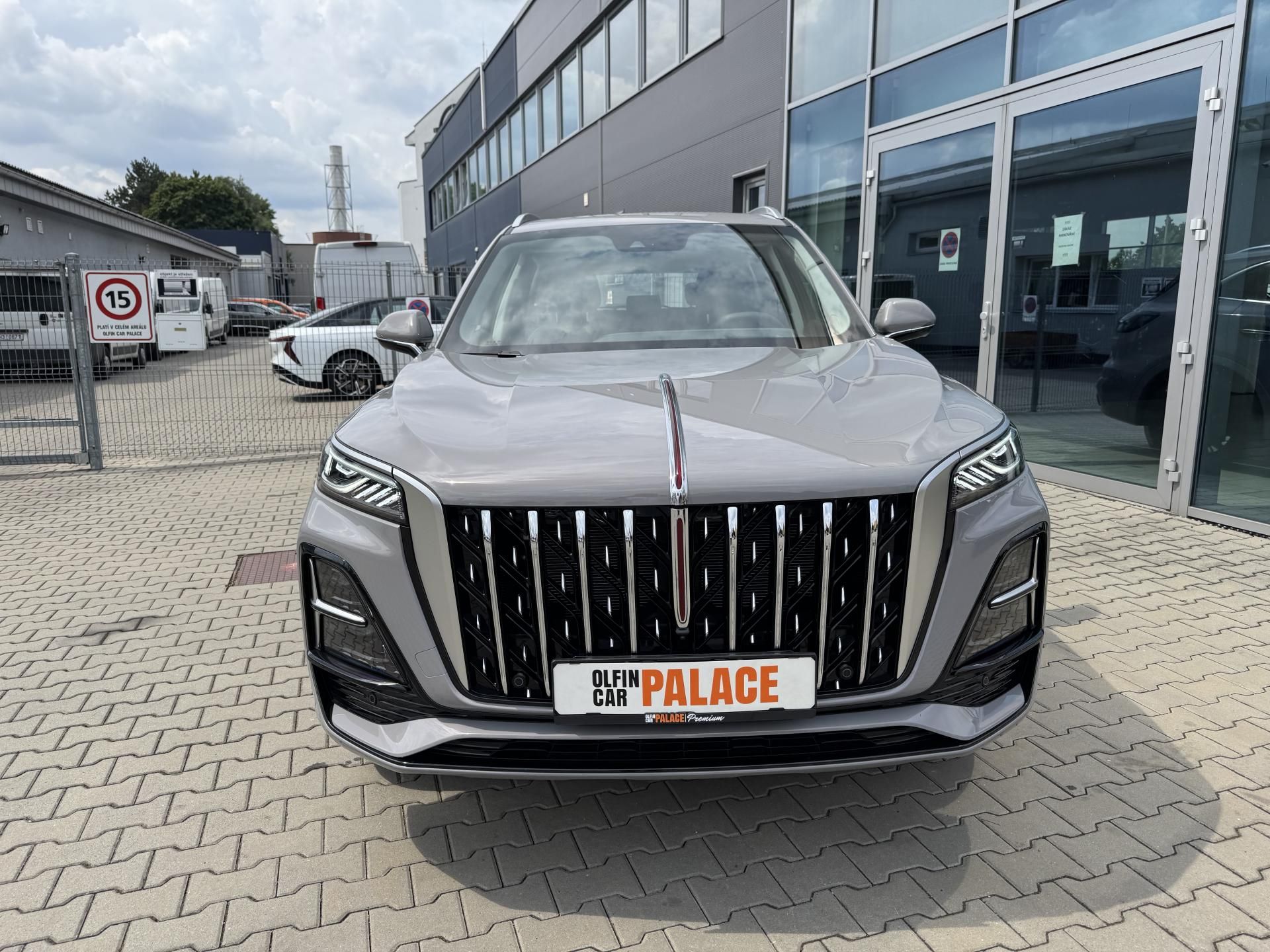 Hongqi HS5, 2,0T Executive 4WD - fotka 2
