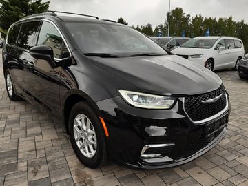 3,6L V6, kůže, kamera, Top km