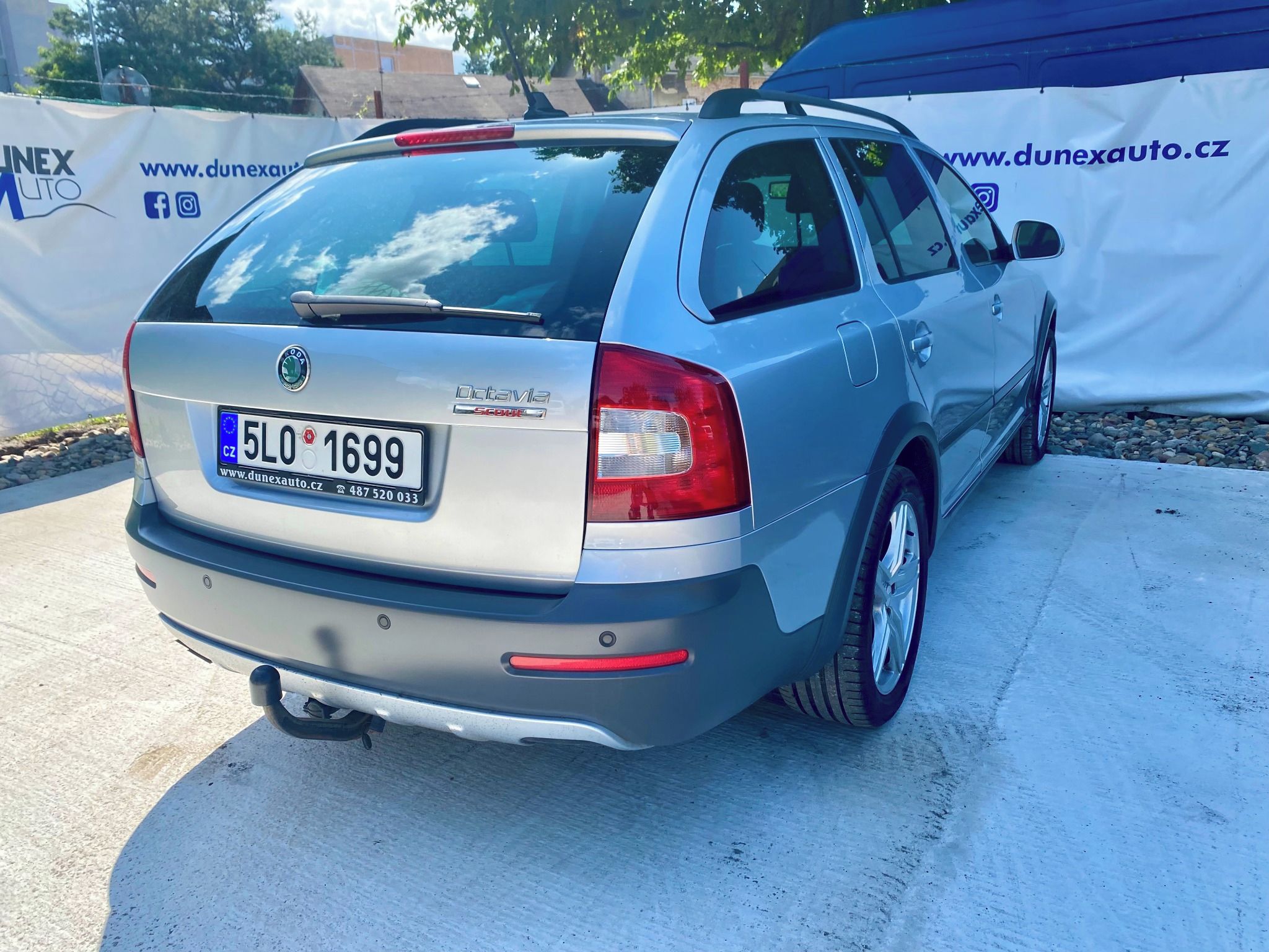 Škoda Octavia, SCOUT, 4X4, 2.TDI, 103 kW - fotka 4