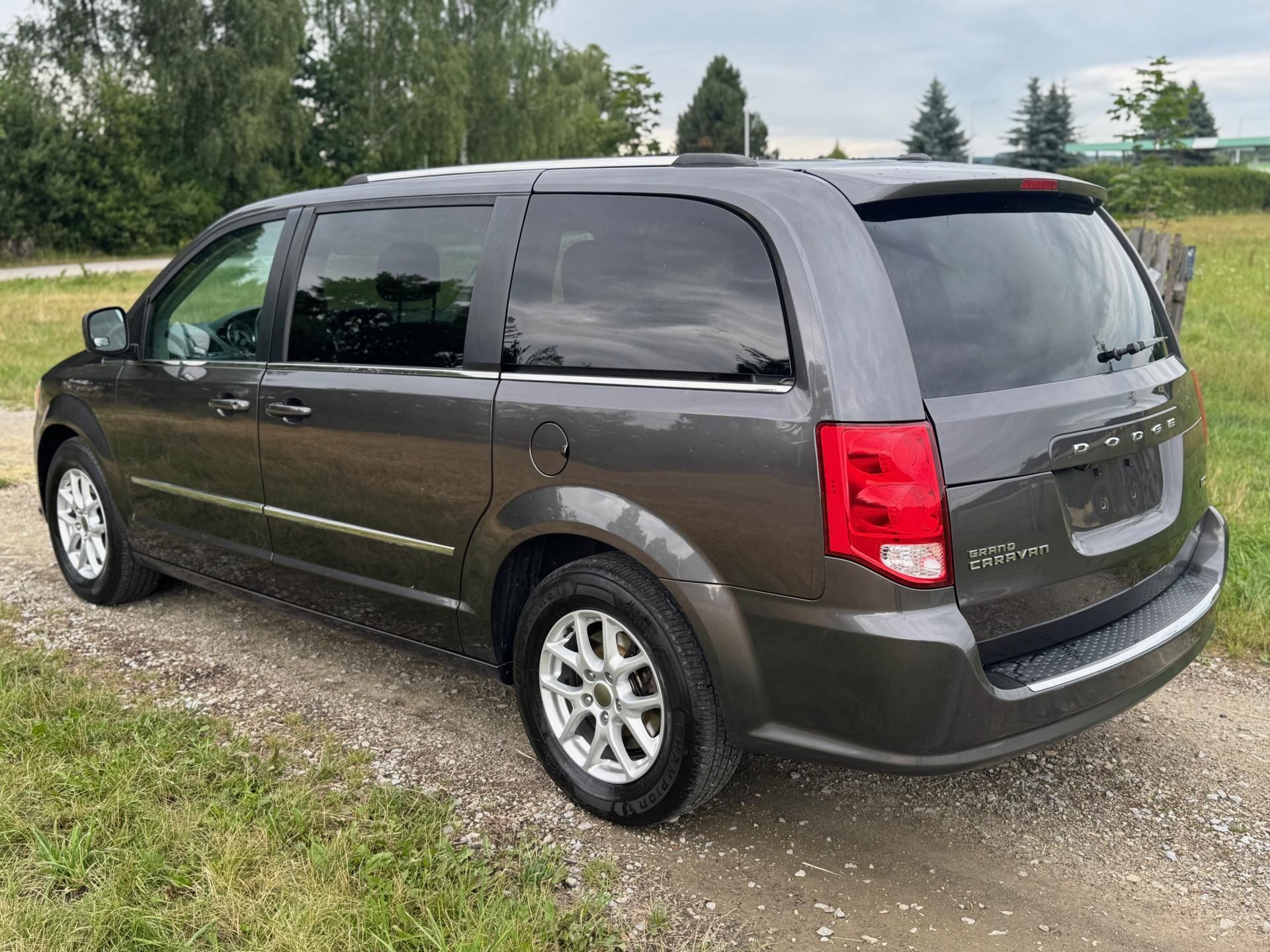 Dodge Grand Caravan, 3.6 V6 SERVISNÍ KNIHA - fotka 3