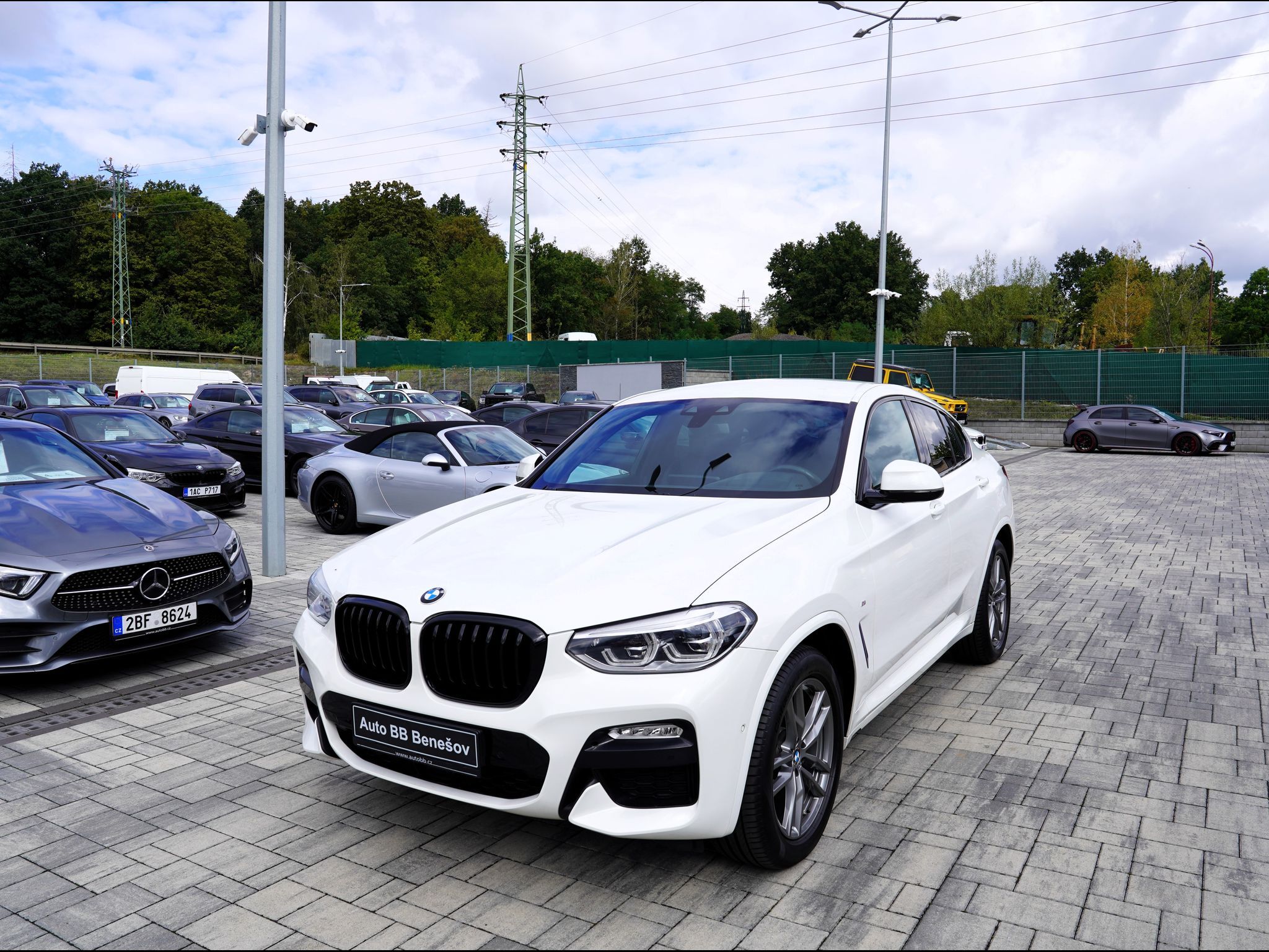 BMW X4, 2.0d xDrive Mpaket/190PS/ČR - fotka 2