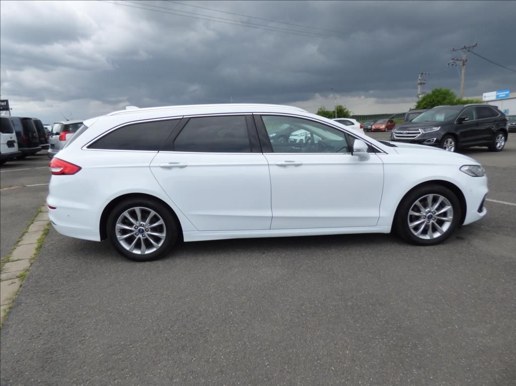 Ford Mondeo, 2,0 LED,Navi,Titanium,Ford ser - fotka 2