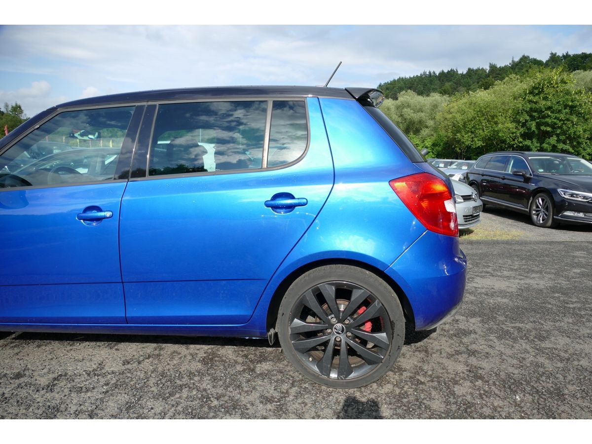 Škoda Fabia, 1,4TSI RS 132KW CHAMPION - fotka 5