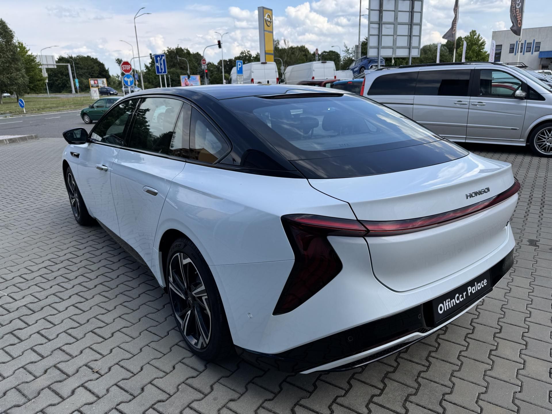 Hongqi EH7, 85kWh RWD - fotka 5