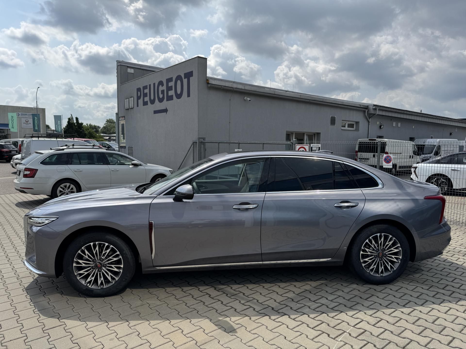 Hongqi H5, 2,0T Comfortable - fotka 4
