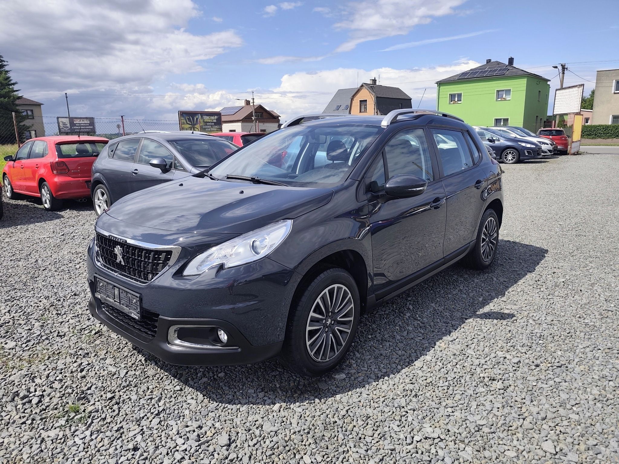 Peugeot 2008, 1.2i Klima, Tempomat - fotka 2
