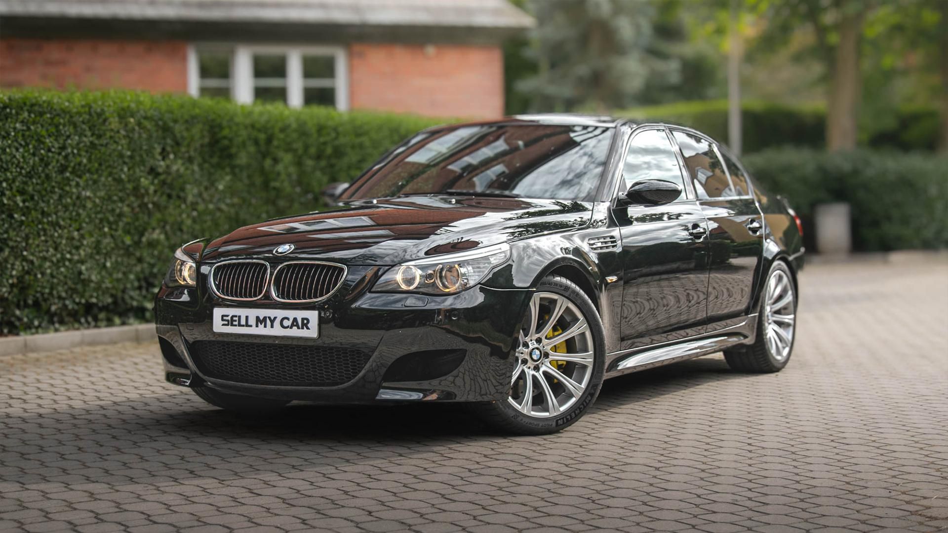 BMW M5, E60 V10 5,0/373kW 500HP