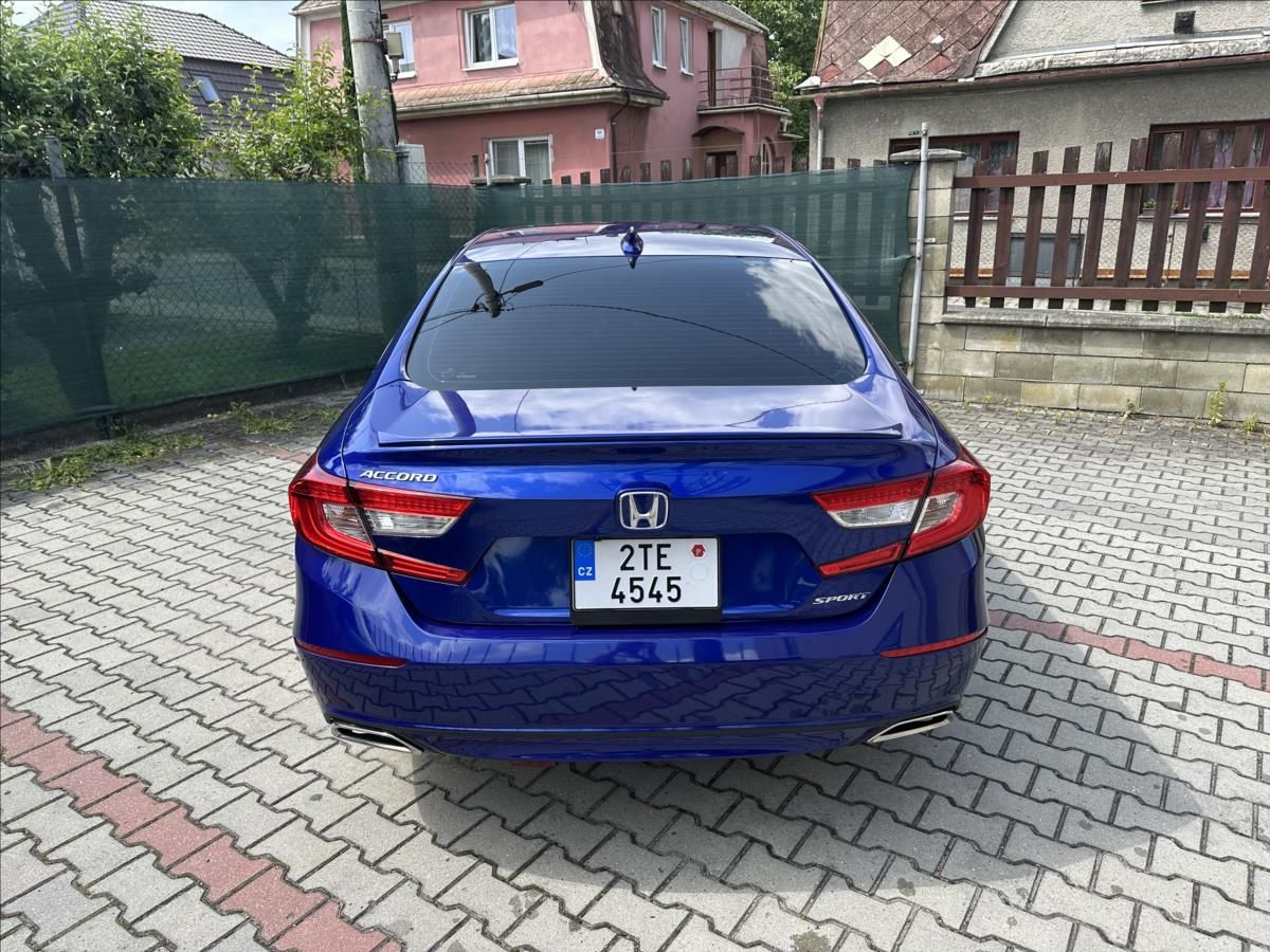 Honda Accord, 1,5 TURBO SPORT AUTOMAT - fotka 6