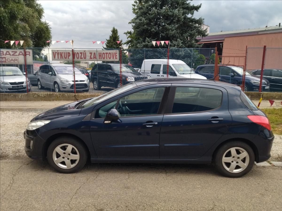Peugeot 308, 1,4 16V - fotka 4