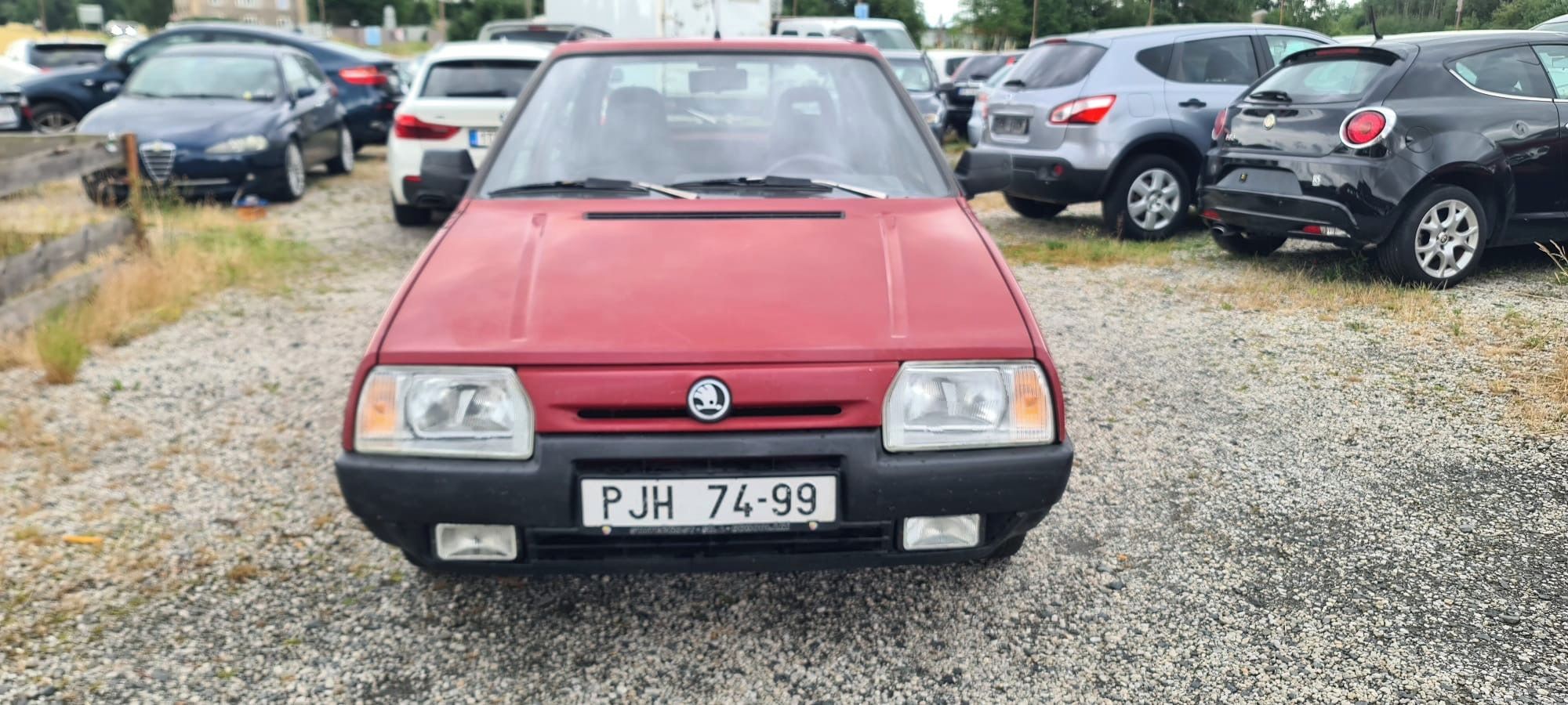Škoda Favorit, 1,3 GLXi jen 90t.km.eko zapl. - fotka 2