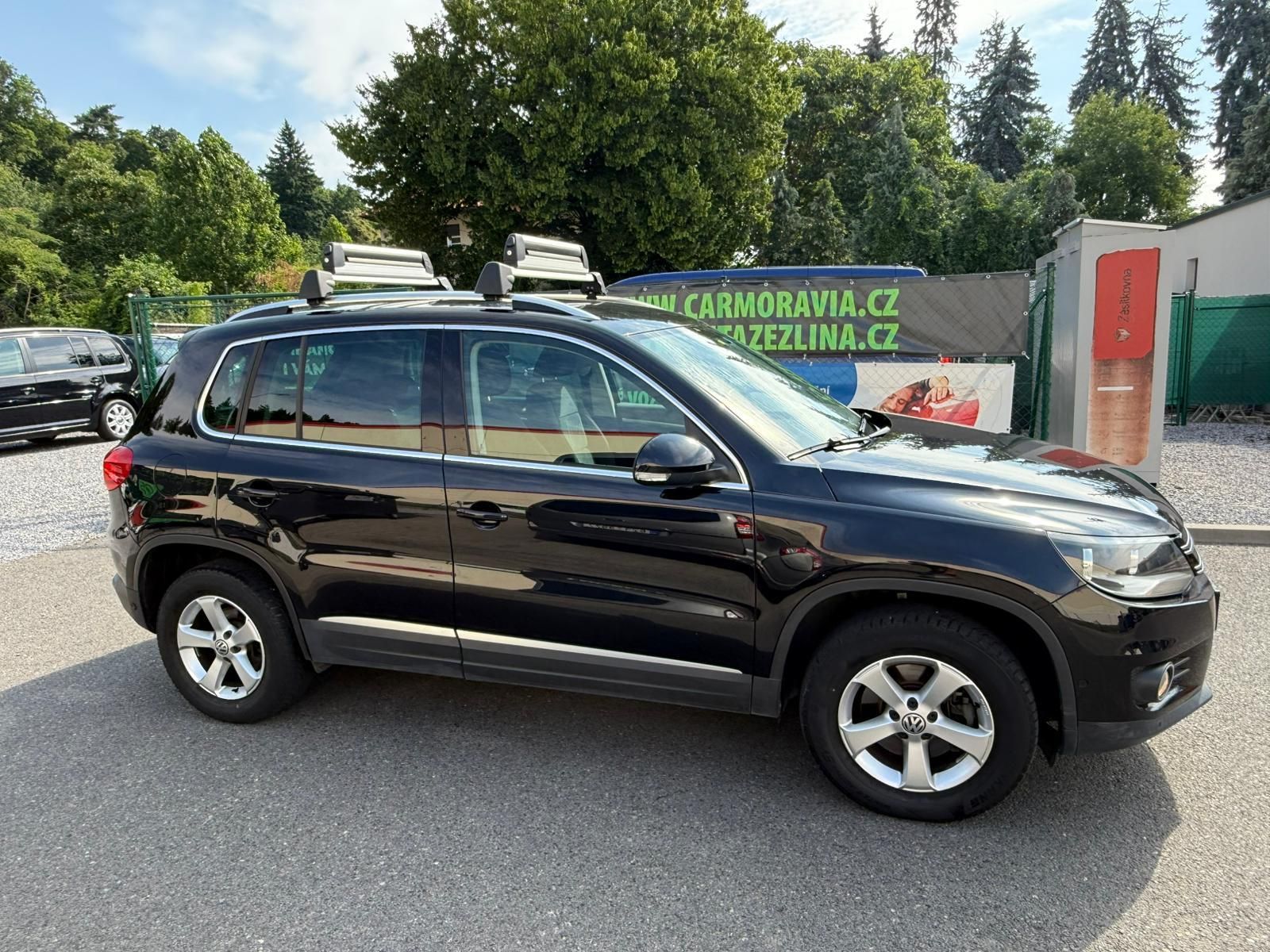 Volkswagen Tiguan, 2,0 TDI SPORT 4x4 - NAVIGACE - fotka 4
