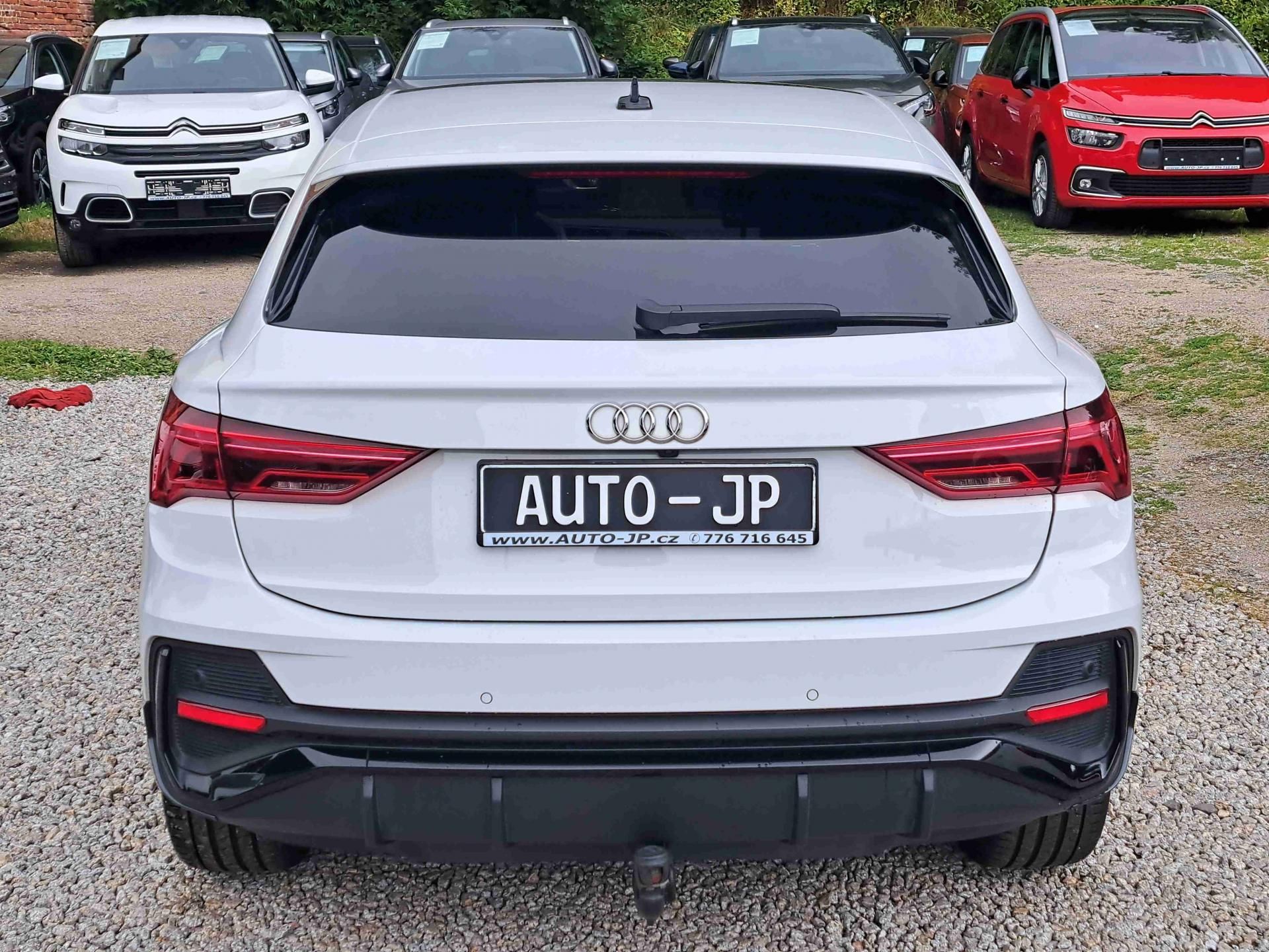Audi Q3, TSI ACC LED  SPORTBACK  S-LINE - fotka 4