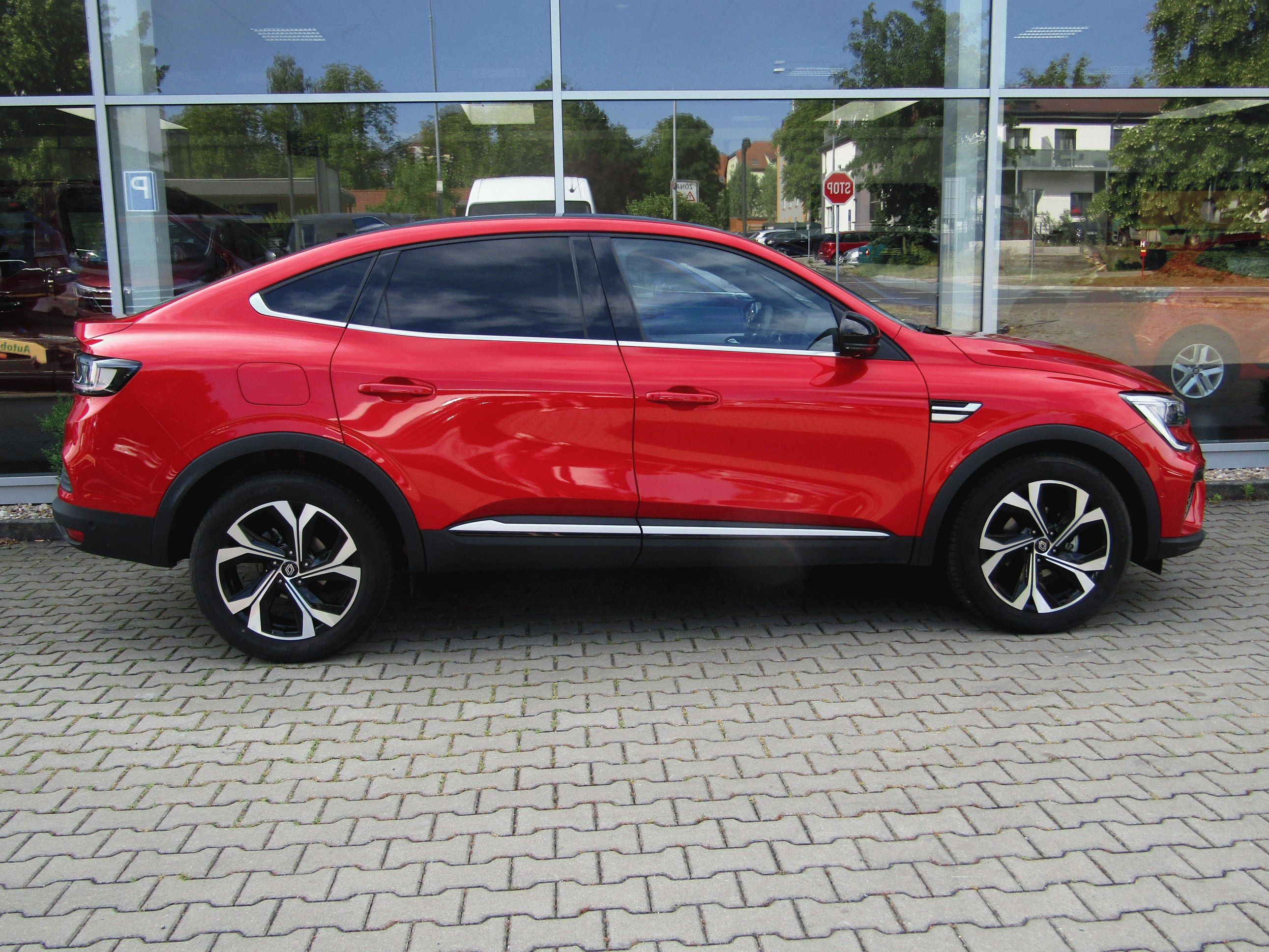 Renault Arkana, mild hybrid TCe 140 EDC Techno - fotka 3
