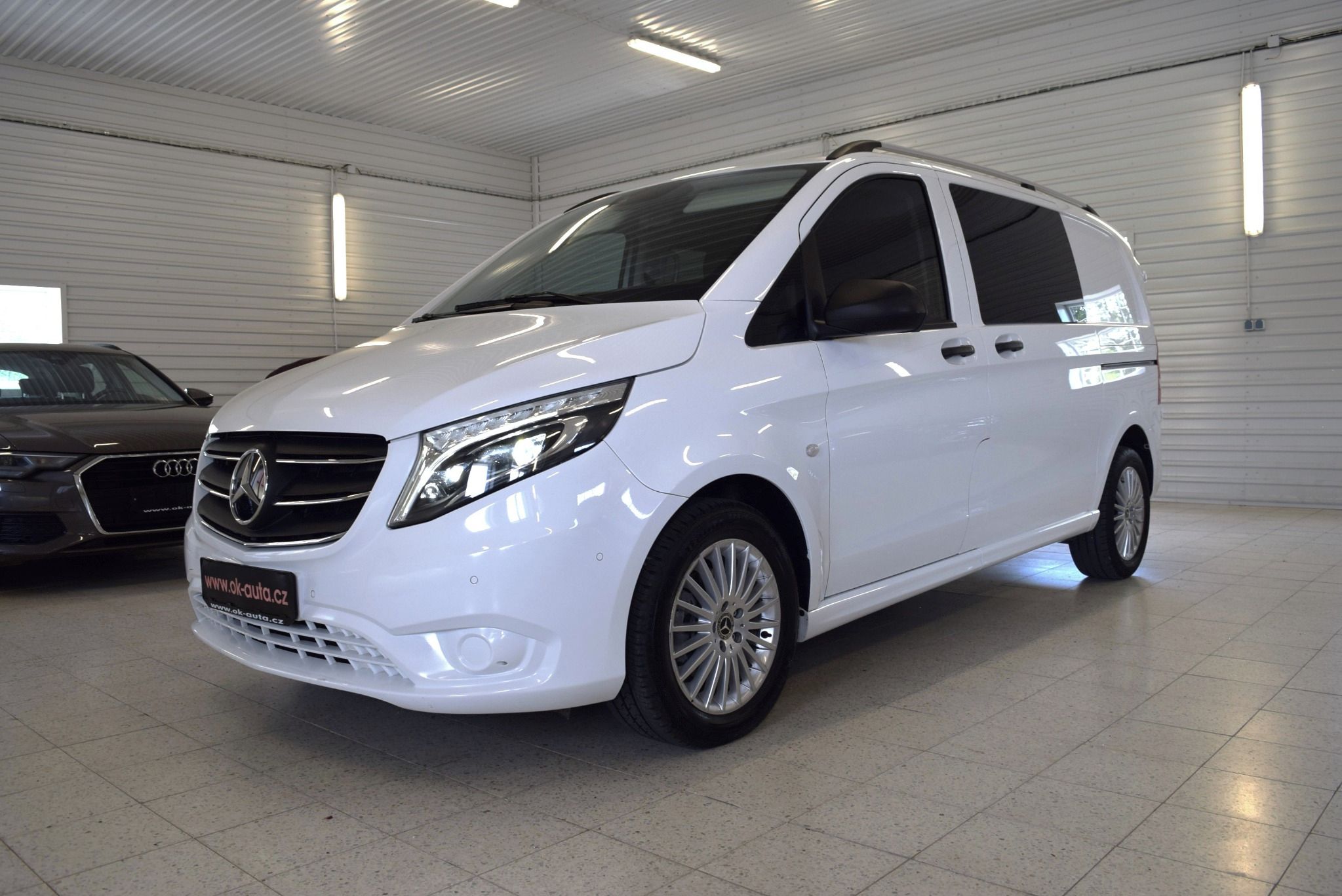 Mercedes-Benz Vito, 114 CDI MIXTO LED 5 MÍST-DPH